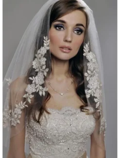 Two-tier Stylish / Pearls Wedding Veil Elbow Veils with Faux Pearl / Embroidery POLY / Drop Veil dress to impress