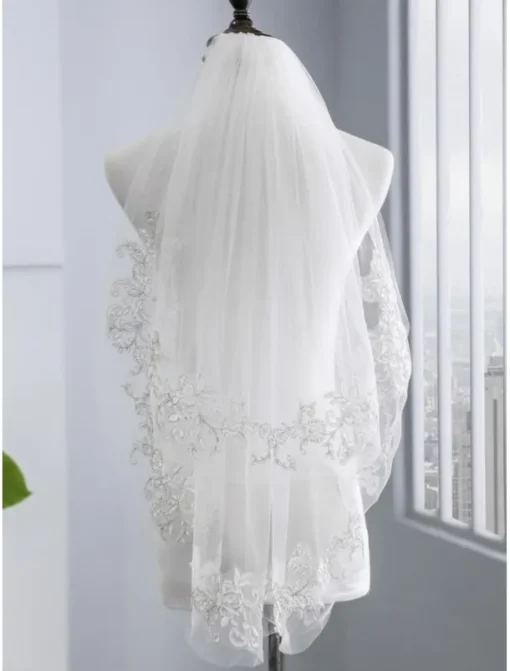 Two-tier Stylish / Pearls Wedding Veil Elbow Veils with Faux Pearl / Embroidery POLY / Drop Veil dress to impress