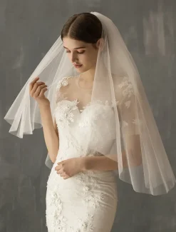 Two-tier Sweet Wedding Veil Elbow Veils with Solid Tulle / Drop Veil