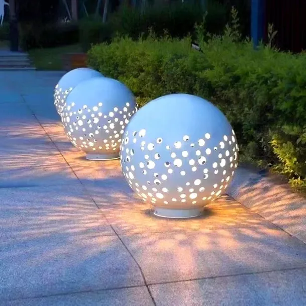 Waterproof Round Metal Hollow White Modern Outdoor Lanterns Lawn Lamp 110-240V