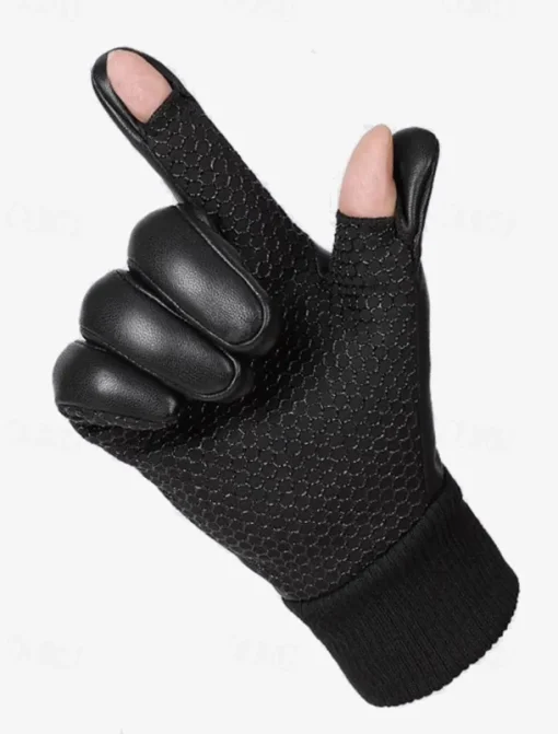 Waterproof Touchscreen Winter Gloves for Men – Non-Slip Grip and Thermal Warmth