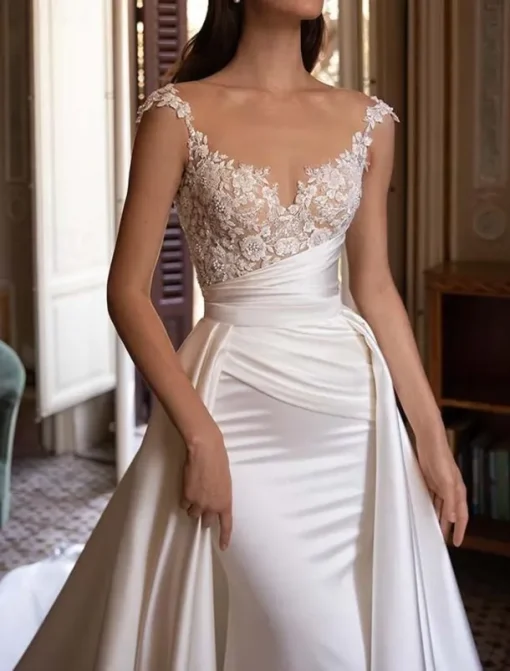 Wedding Dresses Ball Gown Off Shoulder V Neck Sleeveless Chapel Train Satin Bridal Gowns With Pleats Ruched
