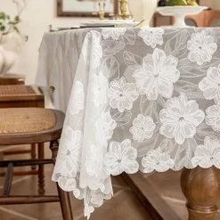 Wedding Tablecloths Elegant Design for Sophisticated Occasions Romantic Accents to Enhance the Atmosphere Perfect for Weddings, Receptions, and Banquets Durable, Stylish, and Easy to Maintain