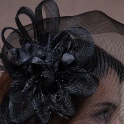 White Wedding Fascinator Tulle Beaded Organza Fascinators Hats Headwear Clip Vintage Elegant with Feathers Fur Flower 1 Piece Kentucky Horse Race Tea Party Ladies Day Headpiece