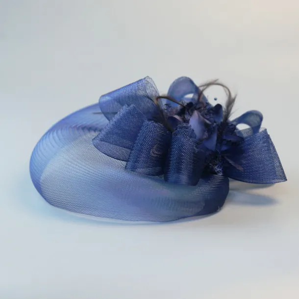 White Wedding Fascinator Tulle Beaded Organza Fascinators Hats Headwear Clip Vintage Elegant with Feathers Fur Flower 1 Piece Kentucky Horse Race Tea Party Ladies Day Headpiece