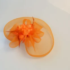 White Wedding Fascinator Tulle Beaded Organza Fascinators Hats Headwear Clip Vintage Elegant with Feathers Fur Flower 1 Piece Kentucky Horse Race Tea Party Ladies Day Headpiece