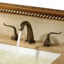 Widespread Bathroom Sink Mixer Faucet, Vintage Brass 3 Hole 2 Handles Basin Taps, Retro Style Bathroom Tap Contain with Cold and Hot Water Hose
