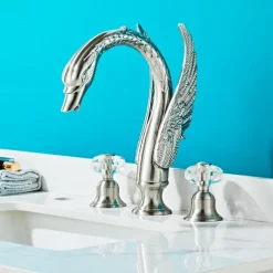 Widespread Bathroom Sink Mixer Faucet, 2 Handle 3 Holes Basin Taps Swan Noble Luxury Golden and Oil-rubbed Bronze Bath Taps