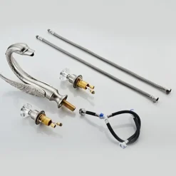 Widespread Bathroom Sink Mixer Faucet, 2 Handle 3 Holes Basin Taps Swan Noble Luxury Golden and Oil-rubbed Bronze Bath Taps