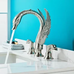 Widespread Bathroom Sink Mixer Faucet, 2 Handle 3 Holes Basin Taps Swan Noble Luxury Golden and Oil-rubbed Bronze Bath Taps
