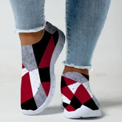 Women's Abstract Art Print Slip-On Sneakers - Breathable Flyknit Casual Shoes for Everyday Wear and Comfort