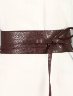 Women's Belt Leather White Black Camel Gold Coffee Skinny Belt Outdoor Street Daily Holiday Pure Color / Spring / Summer / Fall / Winter / Alloy