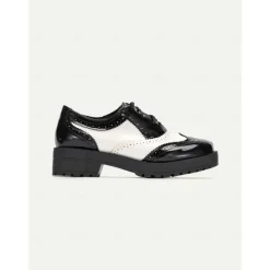 Women's Black and White Brogue Oxford Shoes – Patent Faux Leather Lace-Up, Chunky Sole, Vintage Style for Formal and Casual Wear
