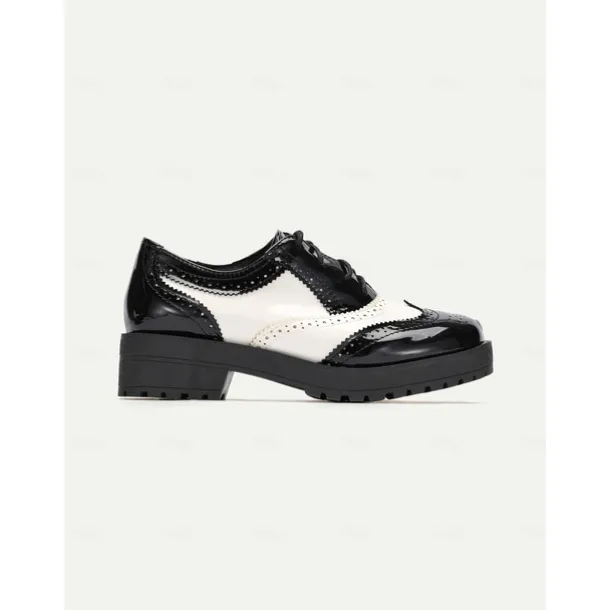 Women's Black and White Brogue Oxford Shoes – Patent Faux Leather Lace-Up, Chunky Sole, Vintage Style for Formal and Casual Wear