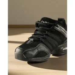 Women's Black Jazz Dance Sneakers - Lightweight Breathable Lace-Up Professional Hip-Hop Practice Shoes