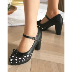 Women's Blue Polka Dot Block Heel Mary Janes – 1950s Vintage Style with Bows, Ideal for Tea Parties, Dates & Lolita Fashion