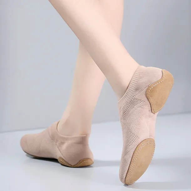Women's Breathable Knit Jazz Dance Shoes – Lightweight Soft Sole Slip-On Dance Sneakers for Practice & Performance