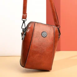 Women's Brown Faux Leather Crossbody Bag – Stylish Sunflower Design with Adjustable Strap for Daily Use, Travel & Casual Outings