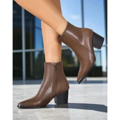 Women's Brown Faux Leather Pointed Toe Ankle Boots – Western Style Mid-Heel Booties with Metal Toe Cap and Side Zipper, Casual Fall Footwear for Urban Streetwear and Office Outfits