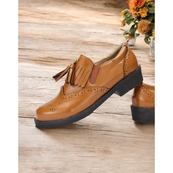 Women's Brown Loafers with Brogue Detailing, Fringe, and Tassel Accents – Classic Vintage-Inspired Footwear for Casual and Office Wear