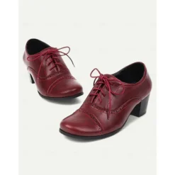 Women's Brown Oxford Shoes with Lace-Up & Brogue Detailing - Classic Mid-Heel for Professional & Vintage Casual Wear