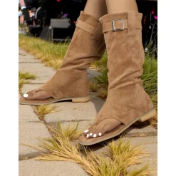 Women's Brown Suede Gladiator Toe Ring Boots – Flat Sole, Adjustable Buckle, Boho Style for Summer Road Trips