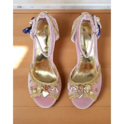 Women's Burgundy Velvet Heels with Gold Embellishments – Baroque Style Ankle Strap Sandals with Decorative Block Heels for Formal Events, Costume Parties, and Theatrical Performances