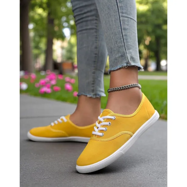 Women's Canvas Sneakers – Lightweight Lace-Up Casual Shoes for Spring Outings, Street Style, and Everyday Comfort
