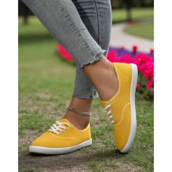 Women's Canvas Sneakers – Lightweight Lace-Up Casual Shoes for Spring Outings, Street Style, and Everyday Comfort