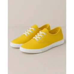 Women's Canvas Sneakers – Lightweight Lace-Up Casual Shoes for Spring Outings, Street Style, and Everyday Comfort