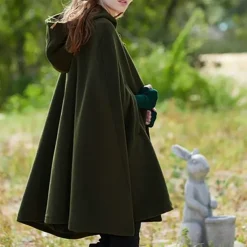 Women's Coat Cloak / Capes Hoodie Jacket Party Christmas Halloween Special Occasion Fall Winter Coat Windproof Warm Adorable Artistic / Retro Stylish Jacket Sleeveless Plain Oversize / Daily