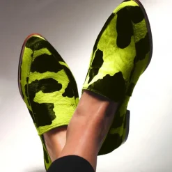 Women's Cowhide Pattern Faux Leather Loafers – Stylish Black & White Slip-On Flats for Casual and Office Wear