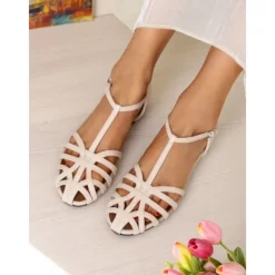 Women's Cream Closed-Toe Strappy Flats – Elegant Gladiator Style Sandals for Casual Wear, Work & Summer Outings