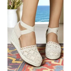 Women's Crochet Lace Espadrille Wedge Sandals – Vintage Style Closed Toe Platform Shoes with Ankle Straps, Ideal for Summer Beach Weddings and Garden Parties