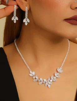 Women's Crystal Leaf Necklace and Dangle Earrings Set - Elegant Zircon Jewelry for Evening Parties and Formal Events