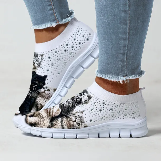 Women's Cute Cat Print Sneakers – Cozy Slip-On Shoes with Adorable Kitten Design for Everyday Casual Wear