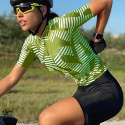 Women's Cycling Jersey Stripes Short Sleeve Bike Jersey Top with 3 Rear Pockets Mountain Bike MTB Road Bike Cycling Quick Dry Reflective Strips Back Pocket Moisture Wicking Sports Black Yellow Red