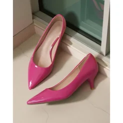 Women's Dark Green Patent Leather Pointed-Toe Kitten Heels - Classic 1950s Elegant Office Pumps for Ladies, Ideal for Workwear, Interviews, and Formal Events