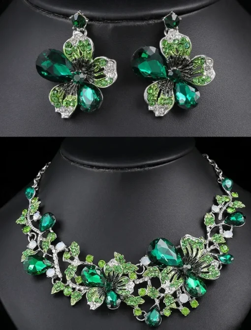 Women's Elegant Green Butterfly Jewelry Set – Sparkling Crystal Necklace and Earring Set with Floral Design for Special Occasions