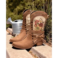Women's Embroidered Western Boots with Fringe and Tassels – Boho Chic Boots for Farm Work and Casual Outings