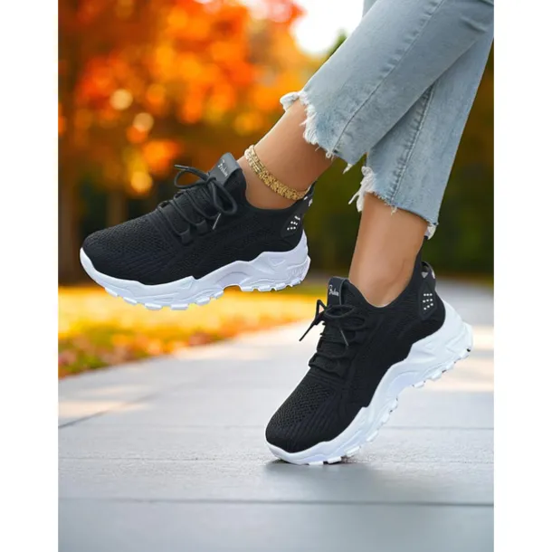 Women's Flyknit Athletic Sneakers – Lightweight Lace-Up Trainers for Walking, Gym and Casual Outings