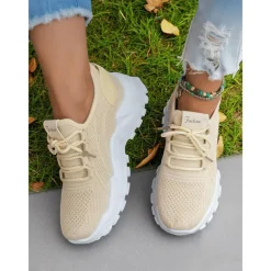 Women's Flyknit Athletic Sneakers – Lightweight Lace-Up Trainers for Walking, Gym and Casual Outings