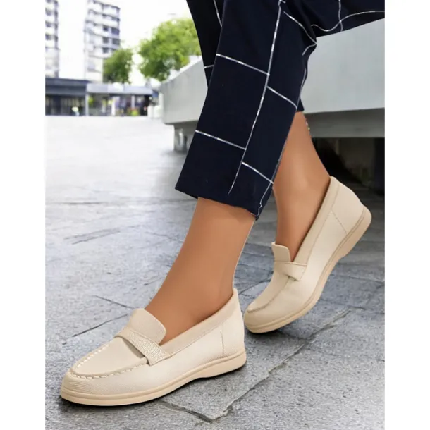 Women's Flyknit Slip-On Loafers - Lightweight Casual Walking Shoes for Work & Daily Wear