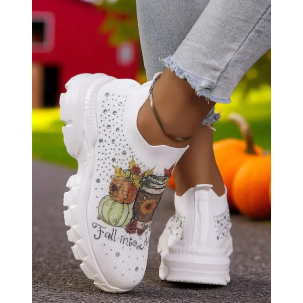 Women's Flyknit Slip-On Sneakers with Autumn Pumpkin Coffee Print – Lightweight Casual Fall Walking Shoes for Halloween & Harvest Festival