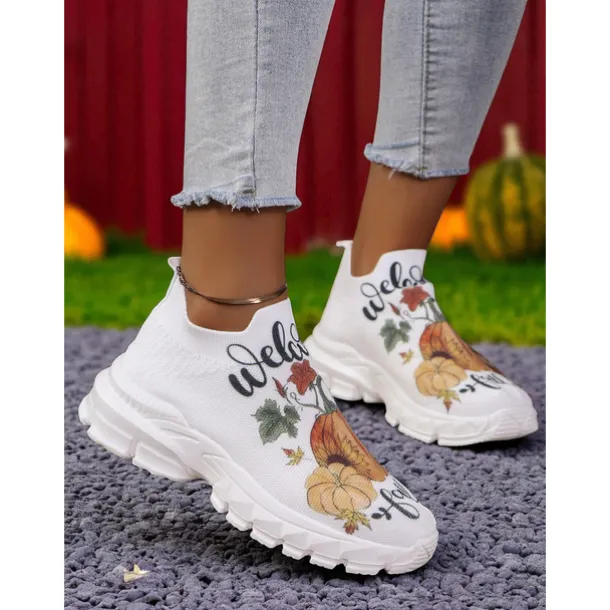 Women's Flyknit Slip-On Sneakers with Autumn Pumpkin Coffee Print – Lightweight Casual Fall Walking Shoes for Halloween & Harvest Festival