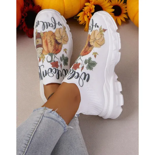 Women's Flyknit Slip-On Sneakers with Autumn Pumpkin Coffee Print – Lightweight Casual Fall Walking Shoes for Halloween & Harvest Festival