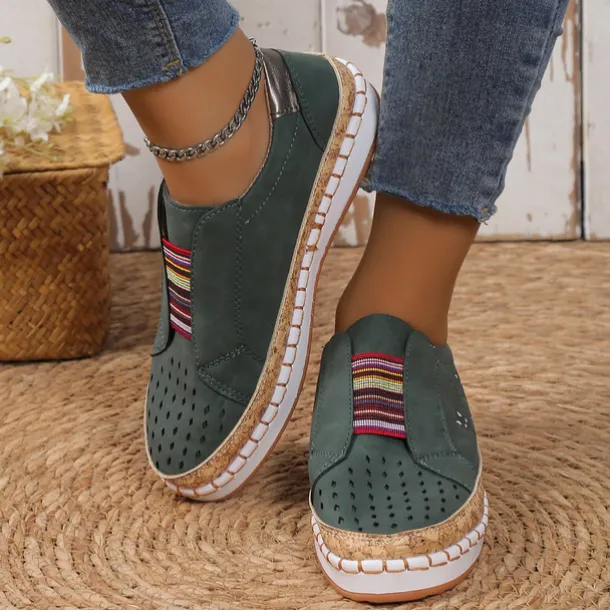 Women's Green Cat Print Slip-On Casual Sneakers – Breathable Loafers with Elastic Panel for Walking, Travel & Everyday Wear