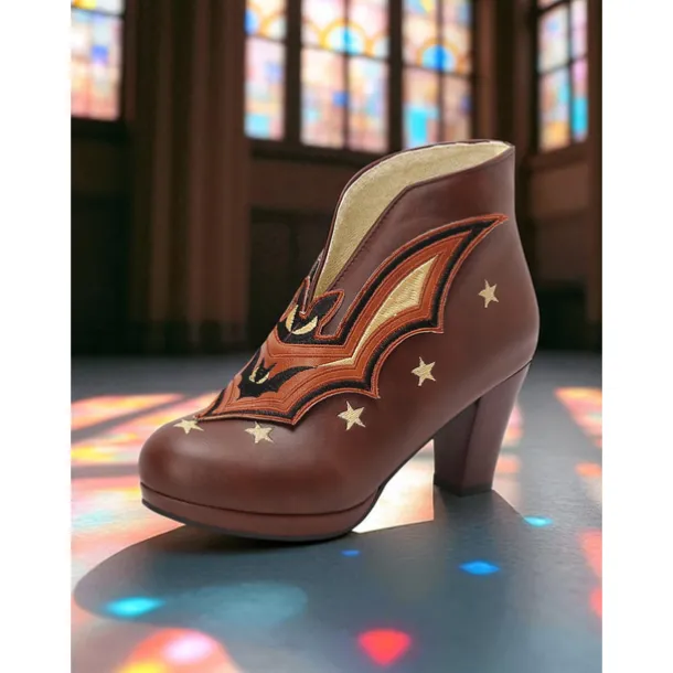 Women's Halloween Bat Embroidered Ankle Boots – Black Faux Leather with Star Details, Closed Toe and Mid Heels, Retro Gothic Style for Costume Parties, Haunted Events and Fall Fashion Looks