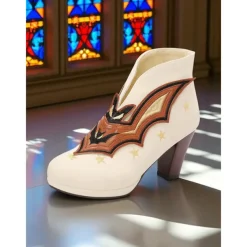 Women's Halloween Bat Embroidered Ankle Boots – Black Faux Leather with Star Details, Closed Toe and Mid Heels, Retro Gothic Style for Costume Parties, Haunted Events and Fall Fashion Looks