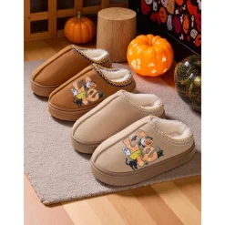 Women's Halloween Fleece-Lined Slippers – Cozy Indoor House Shoes with Cartoon Pumpkin Print, Soft Anti-Slip Sole, Warm Fall Winter Style for Home and Holiday Gifts